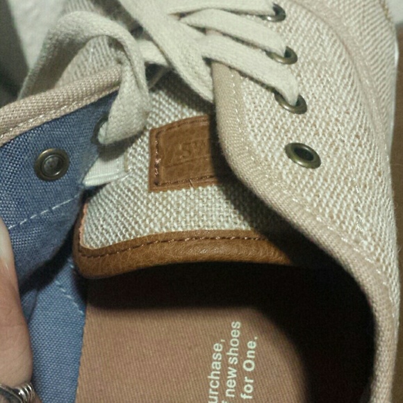 Men shoes - Picture 3 of 3